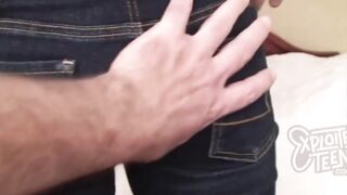 Sparkly Eyed 18 y.o. Cutie Sucks in Close-up