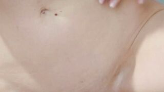 Skinny beauty muff drilled while moaning