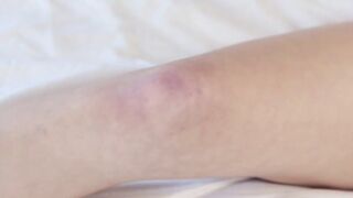 Sexy babe Jenna likes playing with fire