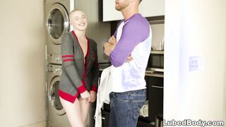 Soccer beauty Riley Nixon & her secret massage job