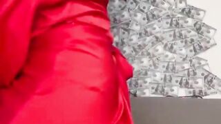 #fat #robe #redrobe #prettywoman #brunette #dancing #twerking