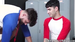 Twink Rob Quin keeps his hunky coach Heath Halo dirty secret