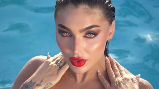 Big ass Playboy model Emjay Rinaudo is just beautiful in the nude